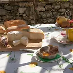 I Corni Di Nibbio Bed & Breakfast 3*