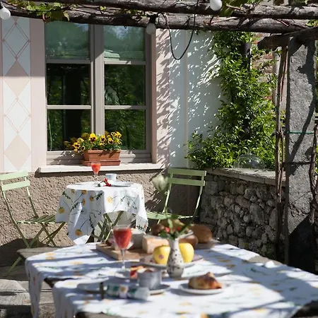 Alojamento de Acomodação e Pequeno-almoço I Corni Di Nibbio Mergozzo