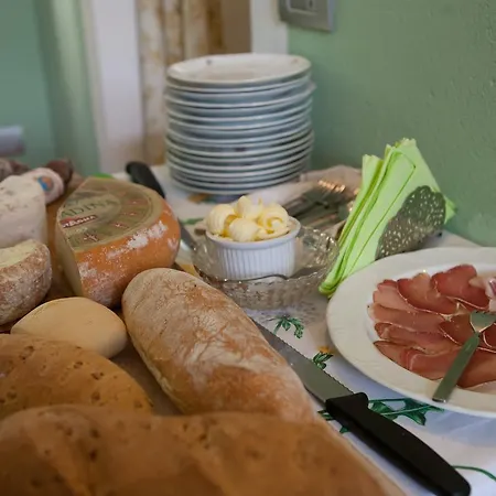 B&B I Corni Di Nibbio 메르고초