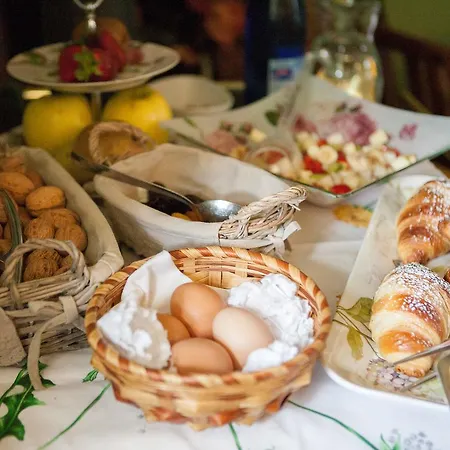 Alojamento de Acomodação e Pequeno-almoço I Corni Di Nibbio Mergozzo