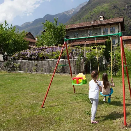 Alojamento de Acomodação e Pequeno-almoço I Corni Di Nibbio Mergozzo