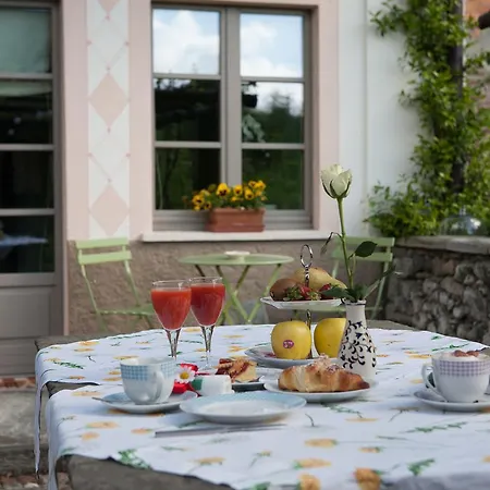 Alojamento de Acomodação e Pequeno-almoço I Corni Di Nibbio Mergozzo