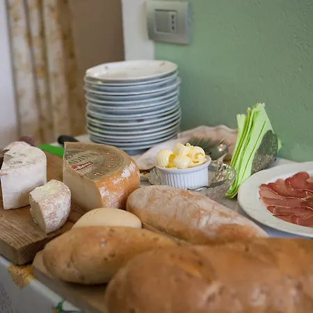 Alojamento de Acomodação e Pequeno-almoço I Corni Di Nibbio