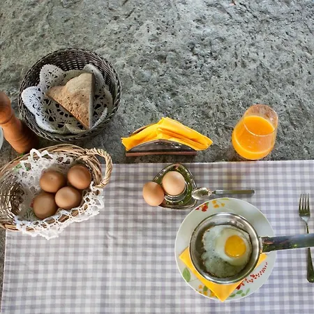 Alojamento de Acomodação e Pequeno-almoço I Corni Di Nibbio Mergozzo