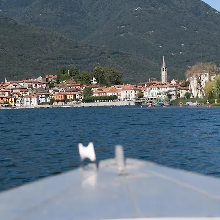 Alojamento de Acomodação e Pequeno-almoço I Corni Di Nibbio 3*